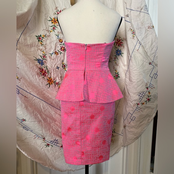 VINTAGE NICOLE MILLER HOT PINK POLKA DOT PEPLUM MINI DRESS - Picture 4 of 10
